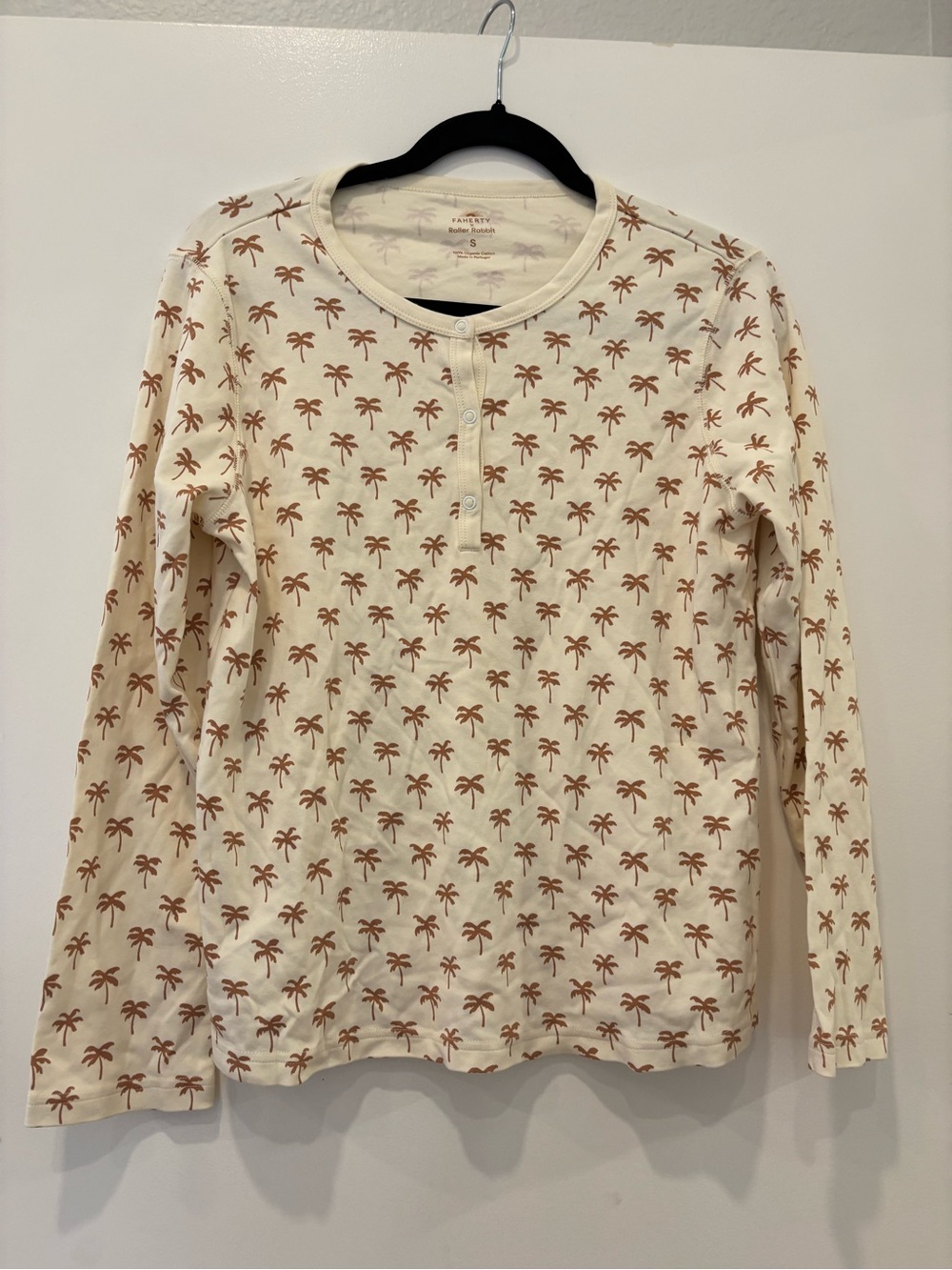 NWOT Roller Rabbit X Faherty Long Sleeve 100% organic cotton Henley Palm Print